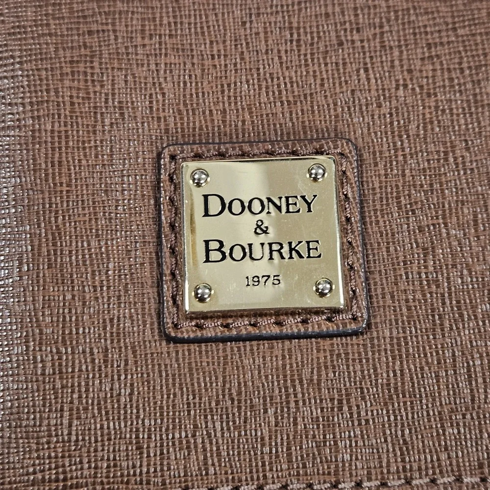 Dooney & Bourke Saffiano Domed Zip‎ Satchel Bag Brown Leather Detachable Strap